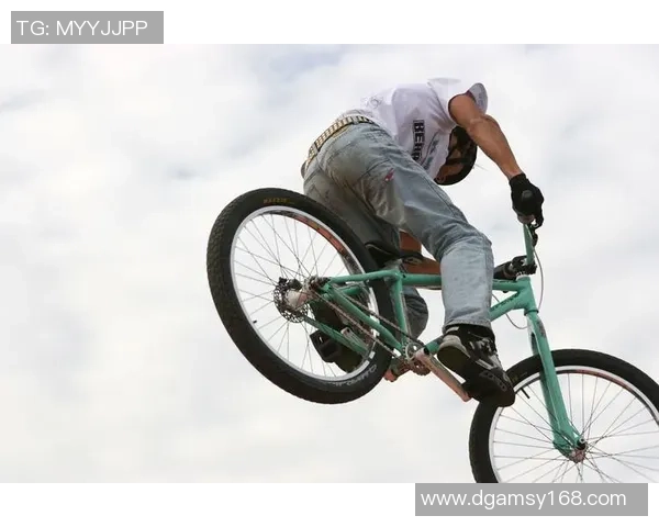 极限运动评论：重庆极限运动队的盯防得失